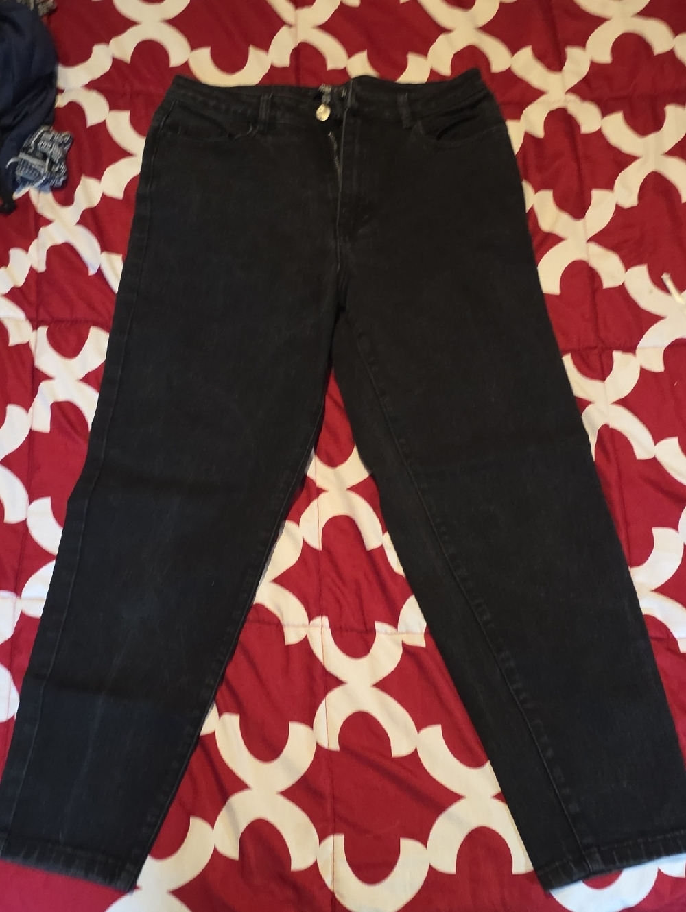 Missguided Black High-Rise Straight Leg Jeans
